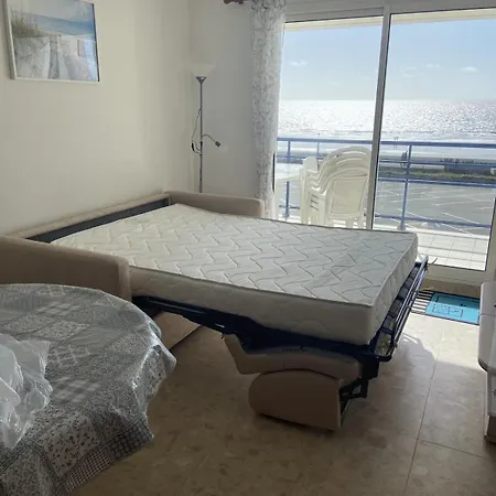 Avec Balcon Face * نوتر دام دي مونتس