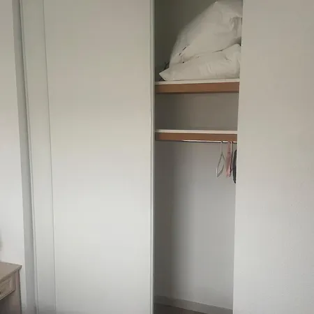 Avec Balcon Face * نوتر دام دي مونتس