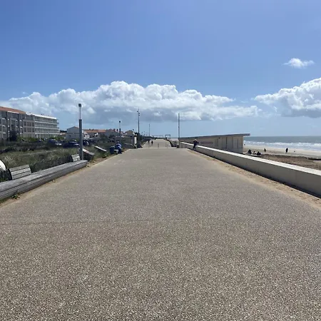 شقة Avec Balcon Face