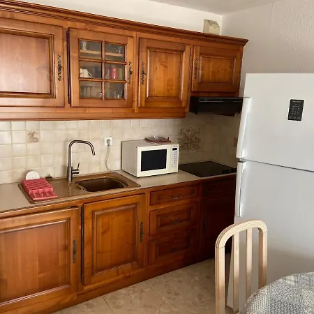 Avec Balcon Face Apartment